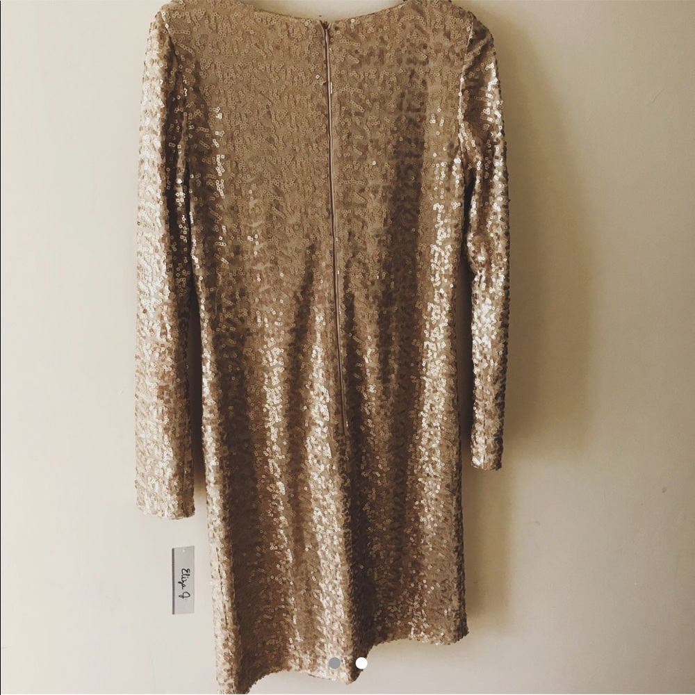 Dress - Picture 2 of 2